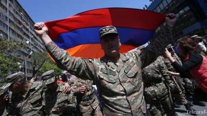 Оппозиция Армении требует досрочных выборов