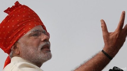 Премьер Индии пообещал бедным счета в банке, а женщинам - туалеты