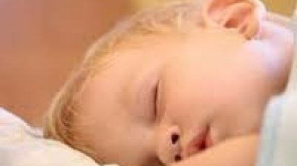 Недосыпание в детстве повышает риск ожирения