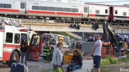 Стала известна причина столкновения поездов в США