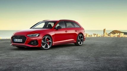 Audi RS4 Avant: компания презентовала авто с обновлениями (Фото)