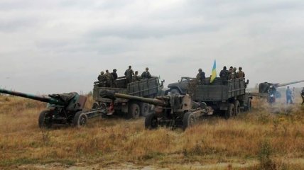 Учения украинских артиллеристов и военных летчиков (Фото)