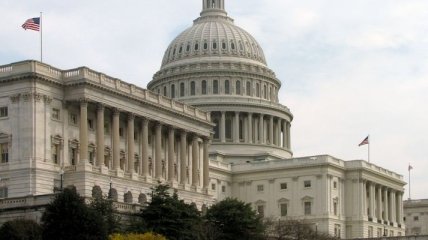 Сенат США снова соберется, чтобы возобновить работу правительства