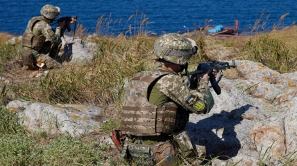 На территории острова в июне и июле 2021 года проводились ежегодные учения НАТО "Sea Breeze"
