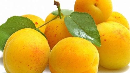 Абрикос самый полезный фрукт для детей и женщин