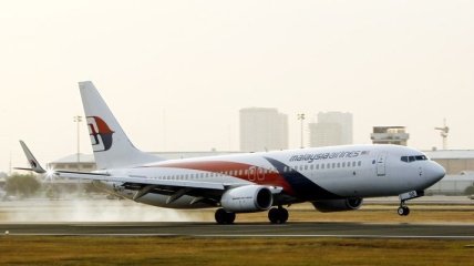 СМИ: Пропавший "Боинг-777-200", возможно, еще 7 часов продолжал полет