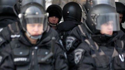 "Свобода" обвиняет "Беркут" в избиении возле церкви