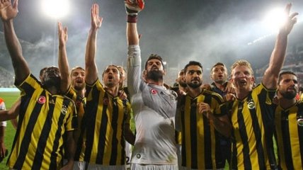 "Фенербахче" выиграл Суперкубок Турции