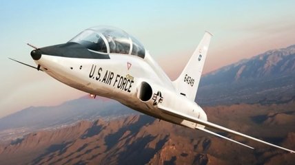 В США разбился военный самолет: погибли пилоты 