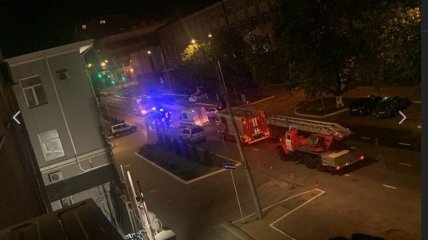 Пожарные машины после взрыва в Белгороде