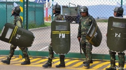 Аэропорт имени главы государства вызвал протесты в Боливии