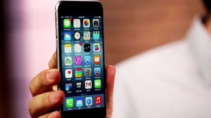 Компания Apple заказала у Samsung OLED-дисплей для iPhone