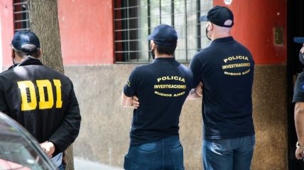 Полицейские провели масштабные обыски у психиатра Марадоны: названа причина
