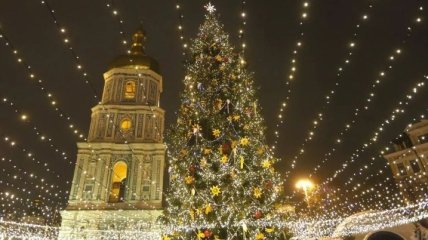 Сегодня в Киеве зажгут главную новогоднюю елку страны
