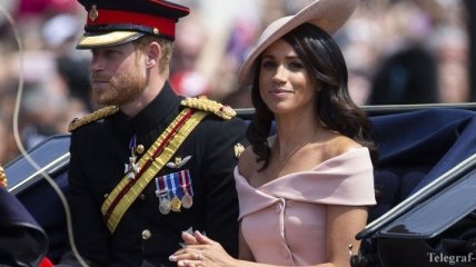Меган Маркл и принц Гарри посетили парад в честь дня рождения Елизаветы II