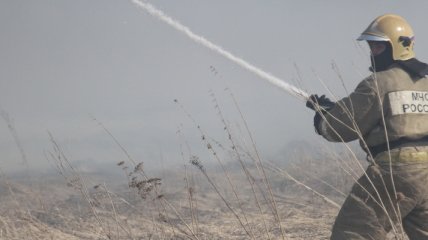 Попелище замість будинків: в Росії вигоріло майже все село (фото, відео)