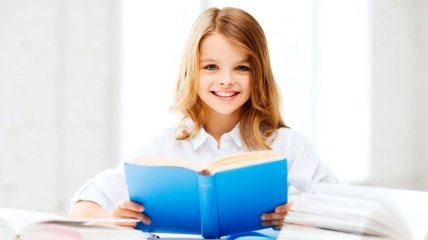 Детей следует обучать чтению в три года