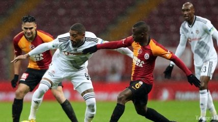 Турция приостановила футбольный чемпионат