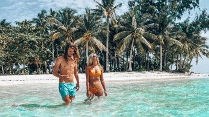 Влюбленная пара посетила 22 страны за 22 месяца (Фото)