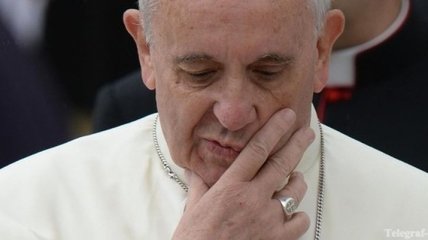 Папа Франциск оставил священникам только один почетный титул 