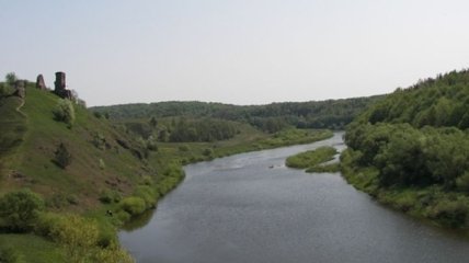 В Житомирской области поднимается река