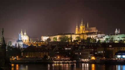 Ночью Прага выглядит еще шикарнее, чем днем (Фото)