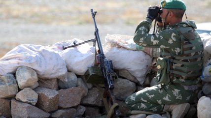 На границе Кыргызстана и Таджикистана произошла перестрелка
