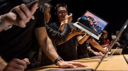 Apple отзывает некоторые 15-дюймовые ноутбуки MacBook Pro