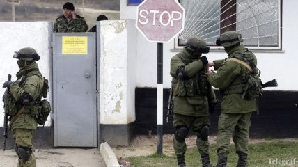 Заблокированные в Крыму украинские морпехи пишут родным, что вернутся