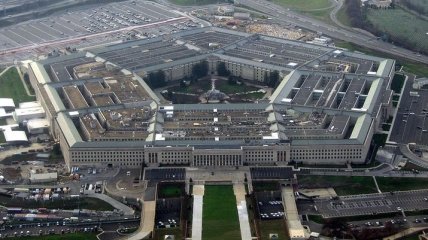 Пентагон заявил о "конструктивном" разговоре с РФ о полетах в Сирии