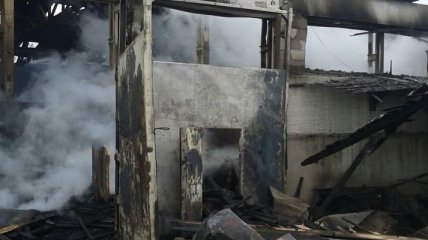 На Харьковщине обезврежен масштабный пожар на складе пиломатериалов 