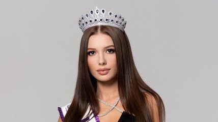 Победительница конкурса "Мисс Украина-2021" получила долгожданную визу США