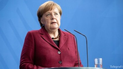 Меркель поздравила Зеленского: Я была бы рада в скором времени принять вас в Берлине