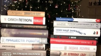 Омелян призывает поддержать украинского издателя 