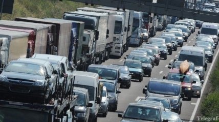 Украина сняла запрет на перевозки скоропортящихся грузов 