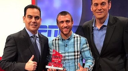Ломаченко получил награду от ESPN за лучший нокаут года