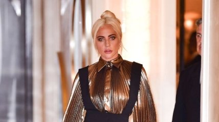 "Это все, что мне нужно": Леди Гага похвасталась огромным букетом цветов от своего бойфренда 