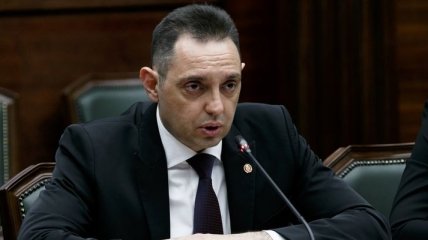 Министр обороны Сербии обещает не допустить вступления страны в НАТО
