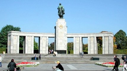 Советский мемориал в Тиргартене