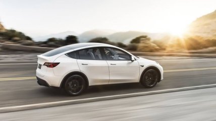 Новая модель Tesla Model Y стала самой энергоэффективной в классе (Фото)