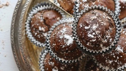 Рецепт дня: шоколадные кексы с жидкой сахарной начинкой
