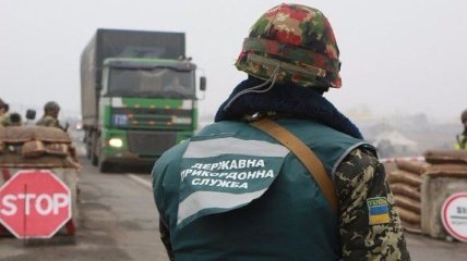 На КПВВ "Станица Луганская" поймали боевика