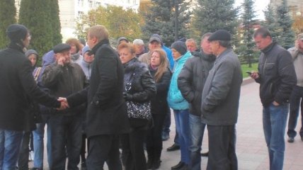 В Кировограде начался митинг против опроса о переименовании города