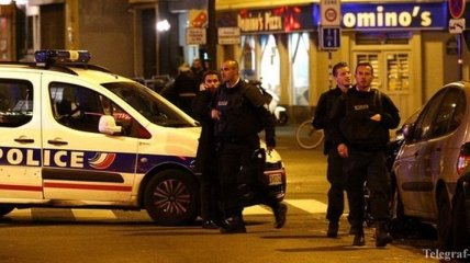 СМИ: Неизвестные в Париже стреляли по посетителям ресторанов и баров
