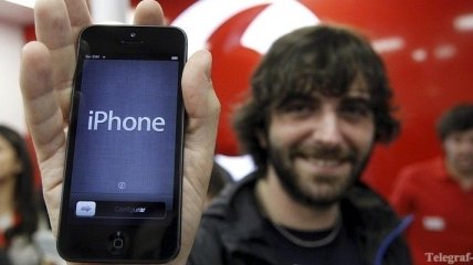 Apple сокращает объемы производства iPhone 5