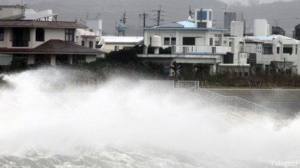 Из-за тайфуна "Данас" отменены более 100 авиарейсов