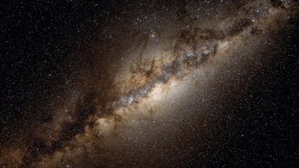 NASA показало как выглядит центр Млечного Пути (Видео) 
