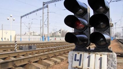 Девушка погибла под колесами поезда на Закарпатье