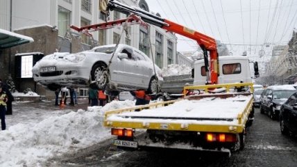 ГАИ ограничило движение на основных автодорогах Украины