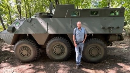 Іспанська бронемашина українських військових на базі БТР Pegaso